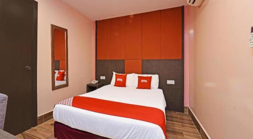 Capital O 90574 Hotel Glo Куала Лумпур Екстериор снимка