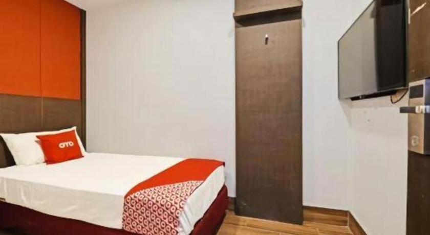 Capital O 90574 Hotel Glo Куала Лумпур Екстериор снимка