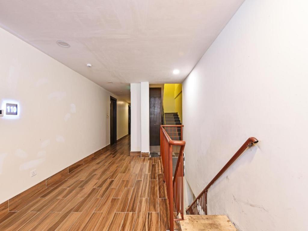 Capital O 90574 Hotel Glo Куала Лумпур Екстериор снимка